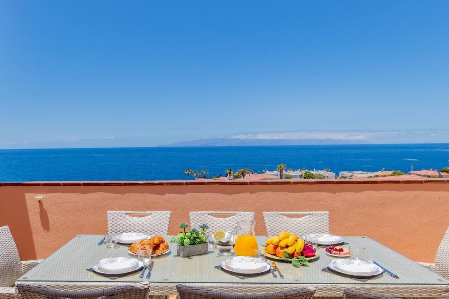 Penthouse With Jacuzzi By Dream Homes Tenerife * Puerto de Santiago (Tenerife)