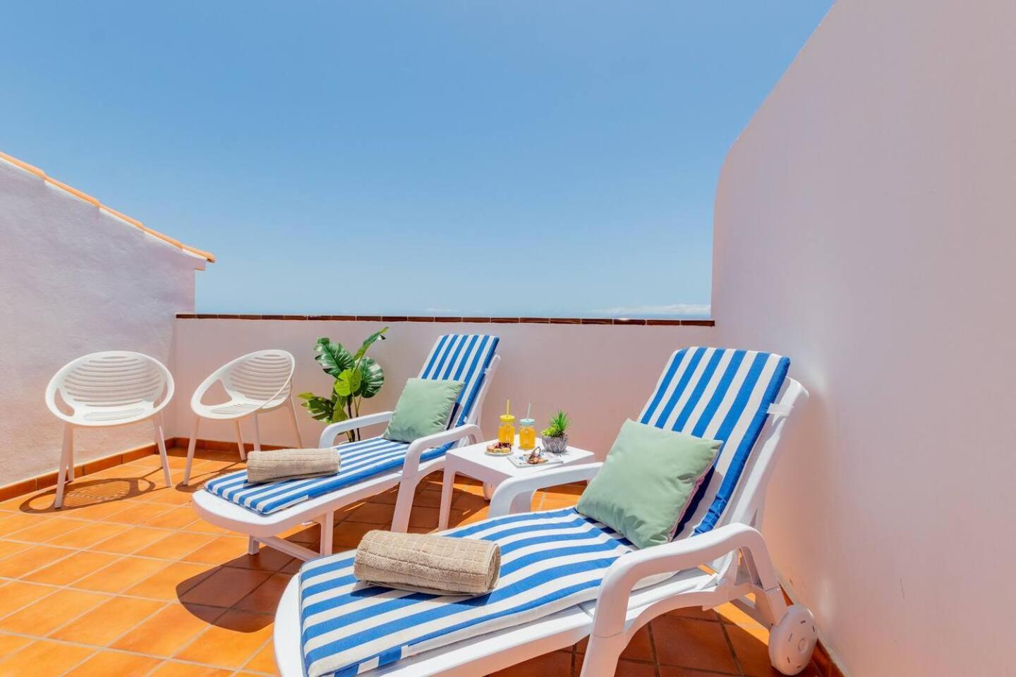 Apartment Penthouse With Jacuzzi By Dream Homes Tenerife Puerto de Santiago (Tenerife)
