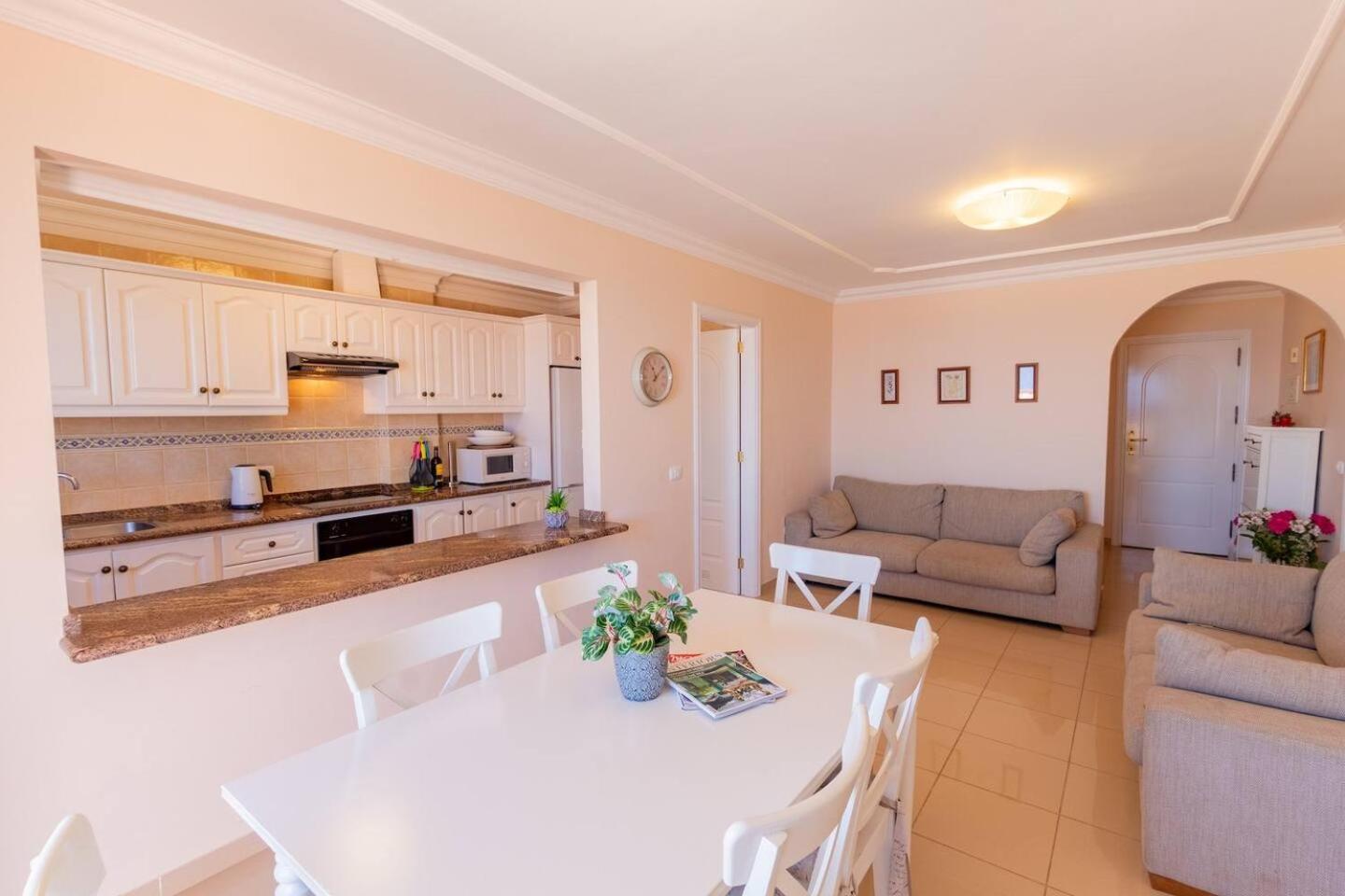 Apartment Penthouse With Jacuzzi By Dream Homes Tenerife *