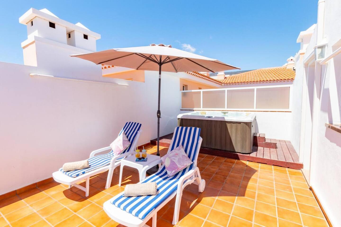 Apartment Penthouse With Jacuzzi By Dream Homes Tenerife