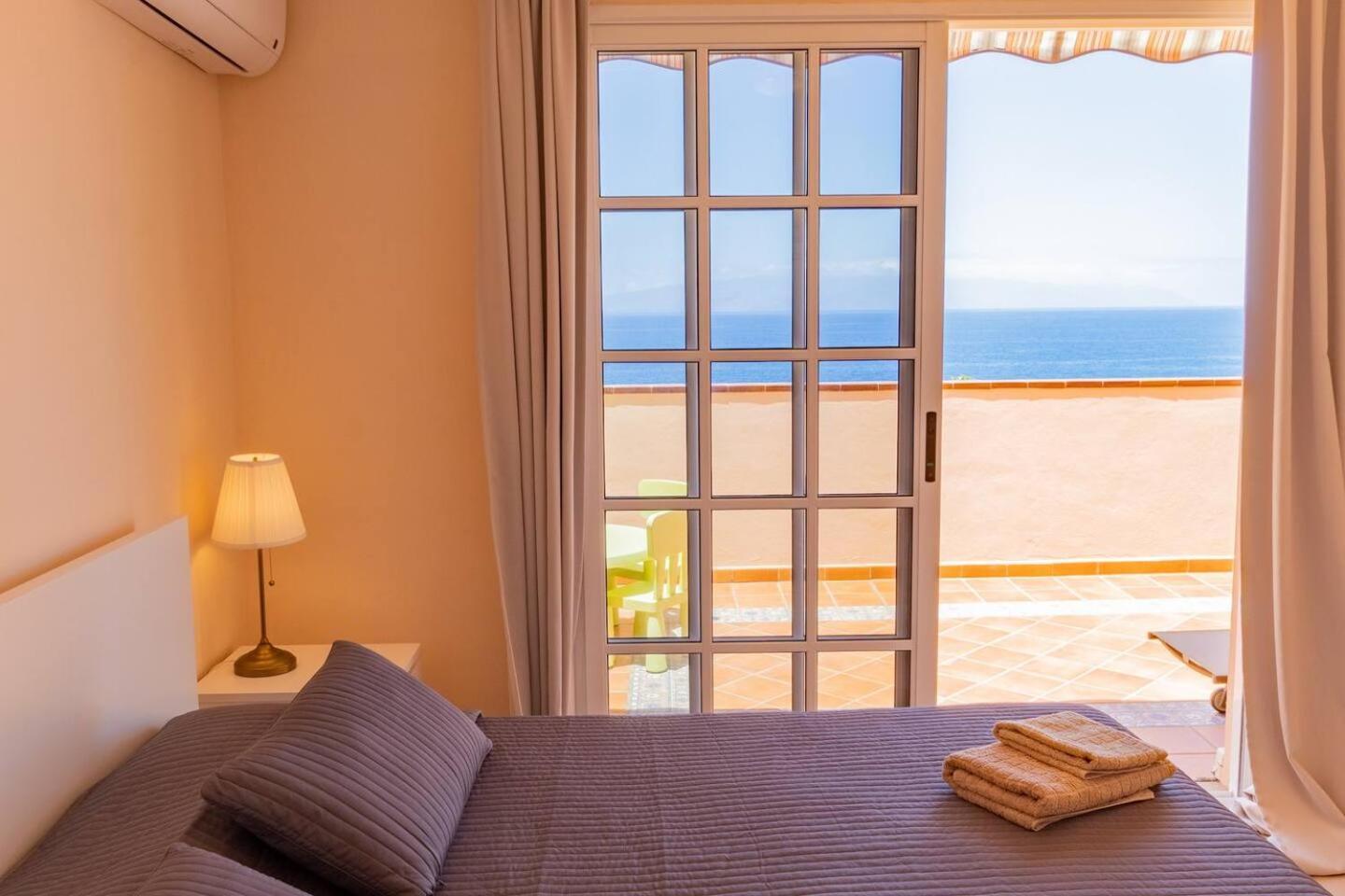 Apartment Penthouse With Jacuzzi By Dream Homes Tenerife Puerto de Santiago (Tenerife)