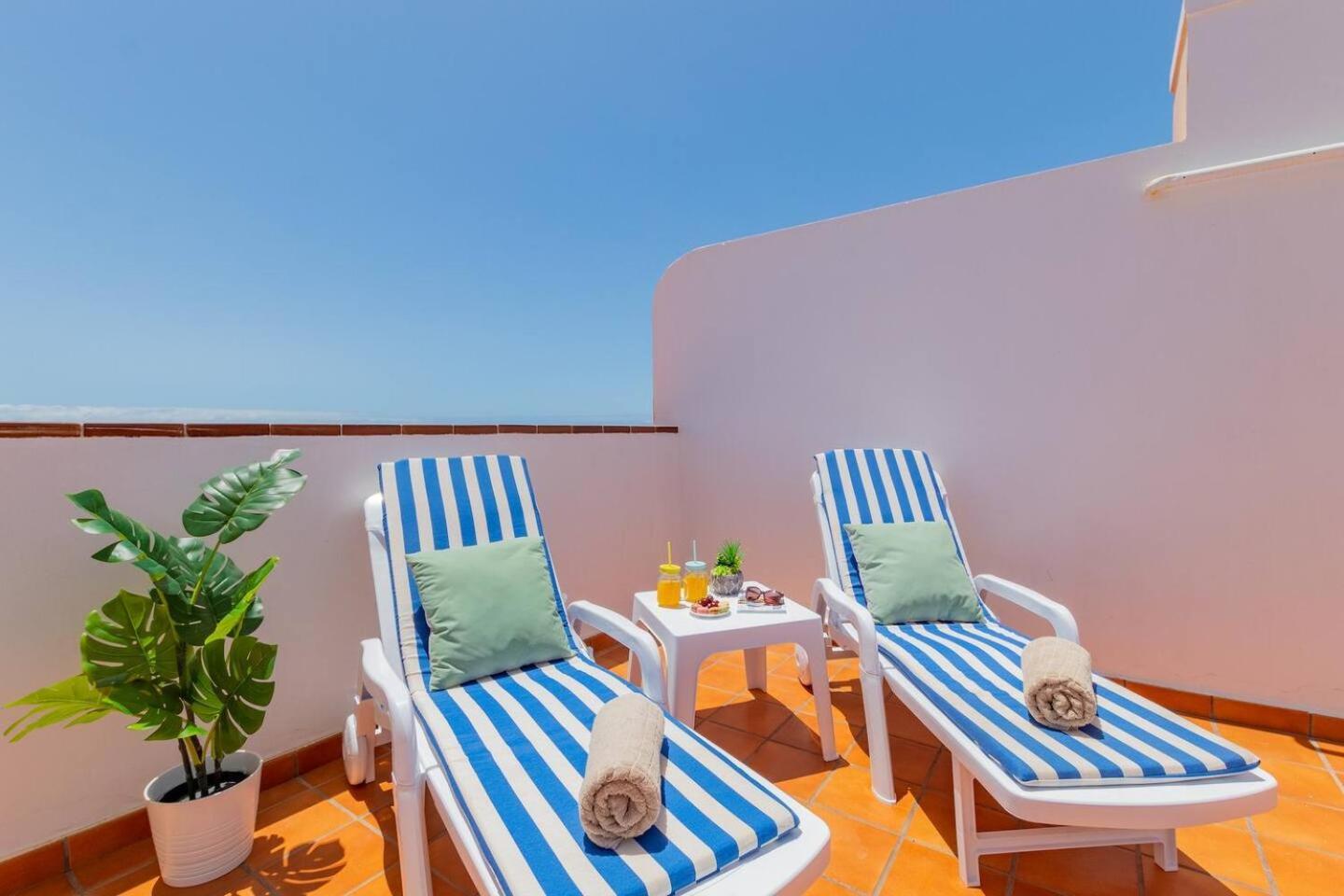 Penthouse With Jacuzzi By Dream Homes Tenerife Apartment