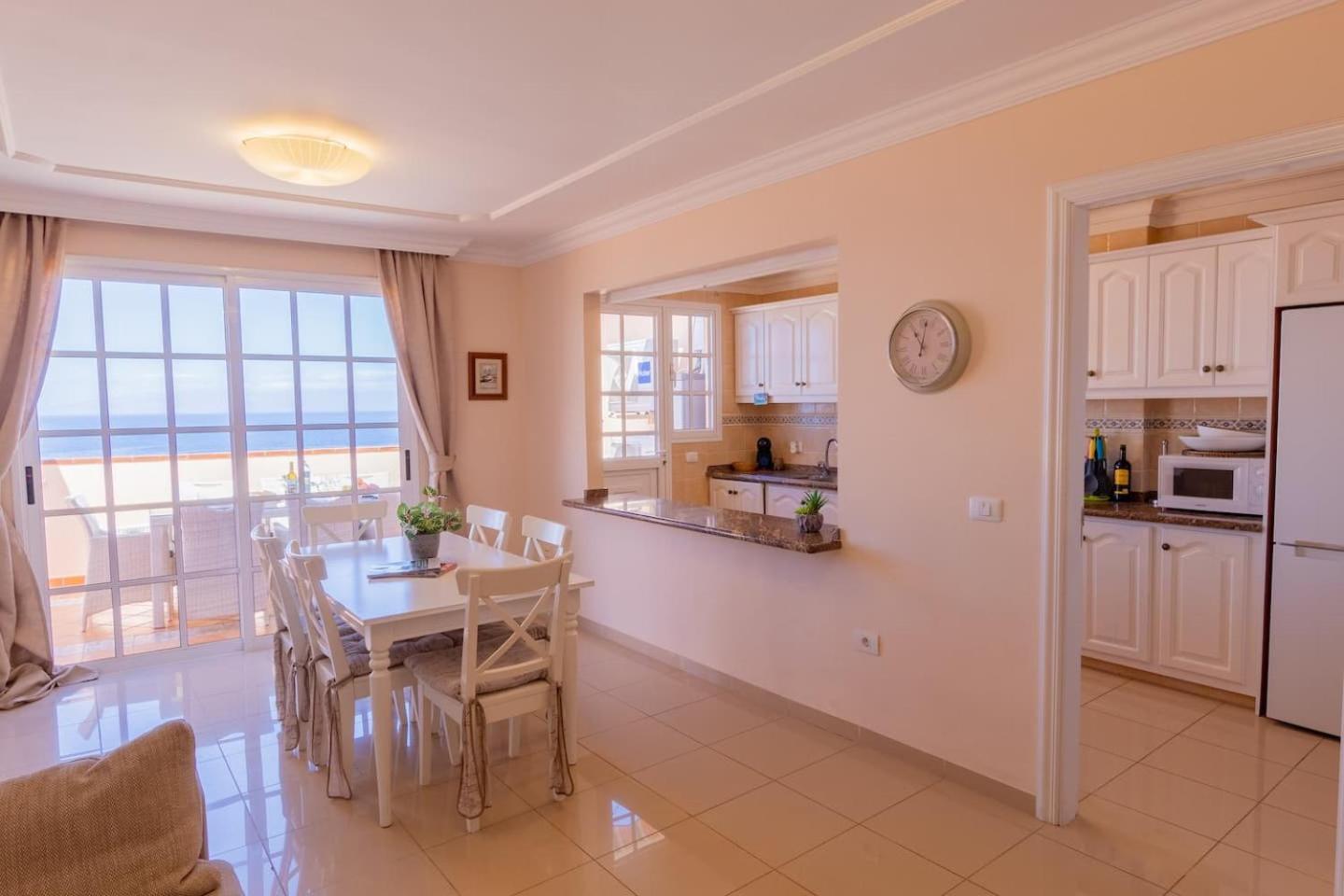 Penthouse With Jacuzzi By Dream Homes Tenerife Apartment *